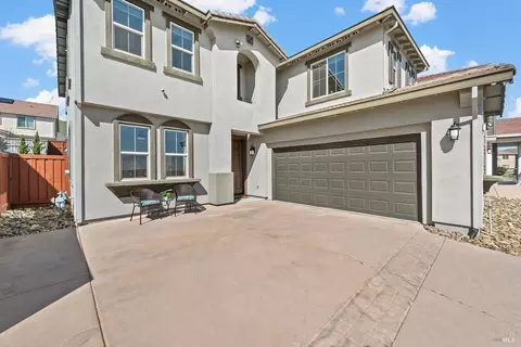 Exterior - 1986 Clyde Jean Pl, Fairfield, CA 94533 photo 8 of 25