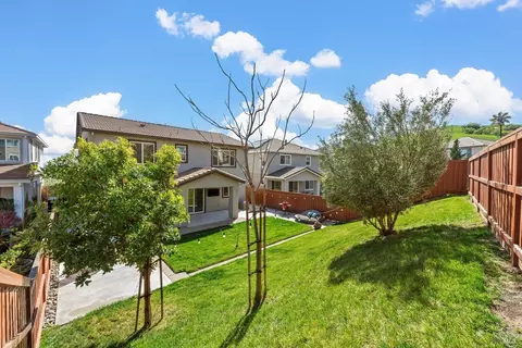 Exterior - 1986 Clyde Jean Pl, Fairfield, CA 94533 photo 22 of 25