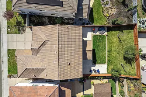 View/Area - 1986 Clyde Jean Pl, Fairfield, CA 94533 photo 7 of 7
