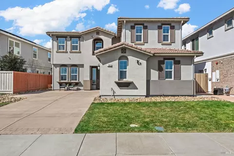 Exterior - 1986 Clyde Jean Pl, Fairfield, CA 94533 photo 2 of 25