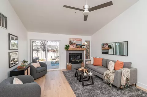 874 Professional Dr, Napa, CA 94558 photo 3