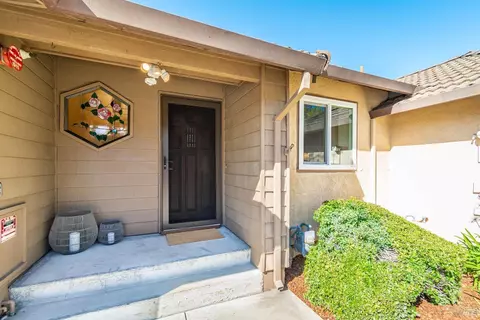 874 Professional Dr, Napa, CA 94558 photo 5