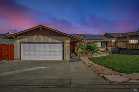 1440 Brett Ct, Pinole, CA 94564