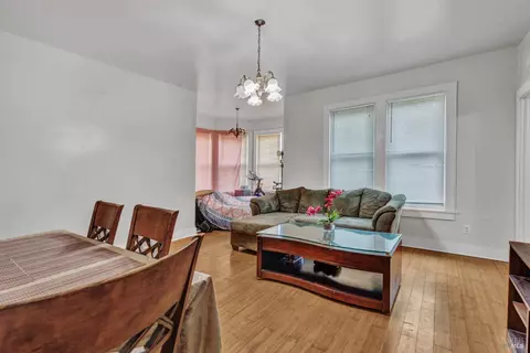 Dining - 1001 Sutter St, Vallejo, CA 94590 photo 3 of 3