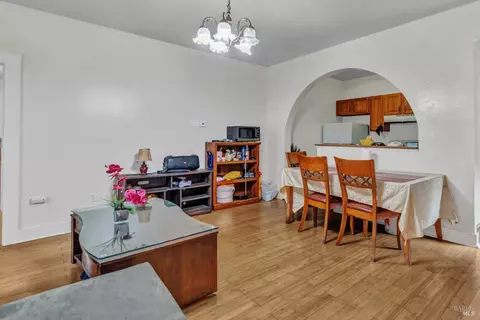 Dining - 1001 Sutter St, Vallejo, CA 94590 photo 2 of 3