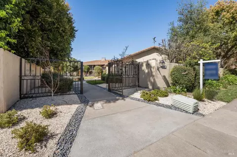 179 Guadalupe Dr, Sonoma, CA 95476