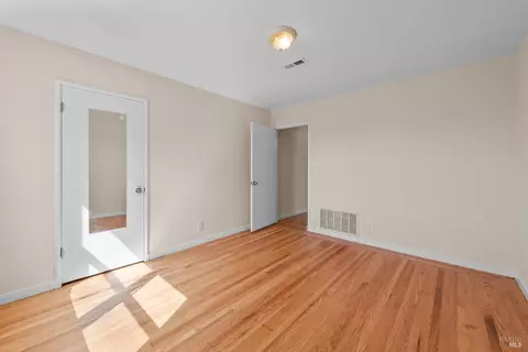 412 Cypress Ave, Vallejo, CA 94590 photo 20
