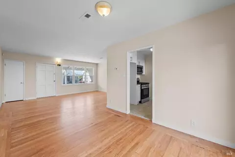 412 Cypress Ave, Vallejo, CA 94590 photo 7