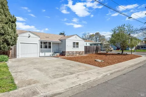 412 Cypress Ave, Vallejo, CA 94590 photo 2