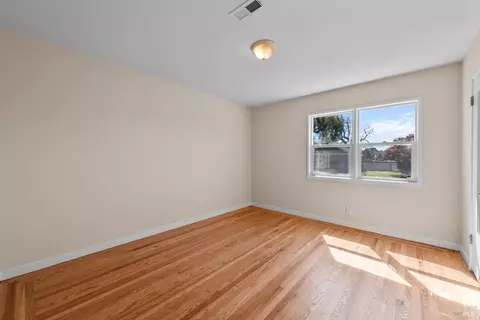 412 Cypress Ave, Vallejo, CA 94590 photo 19