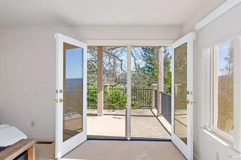 Entry Way - 7050 Grove St, Sonoma, CA 95476 photo 3 of 3