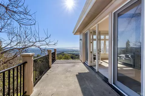 Exterior - 7050 Grove St, Sonoma, CA 95476 photo 7 of 23