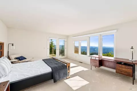 Bedroom - 7050 Grove St, Sonoma, CA 95476 photo 5 of 9