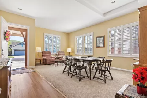 3017 Overlook Dr, Vallejo, CA 94591 photo 2