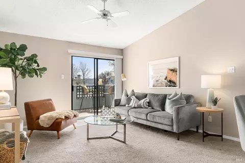 1201 Glen Cove Pkwy #510, Vallejo, CA 94591