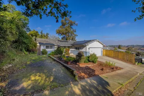 Exterior - 489 Brooke Dr, Vallejo, CA 94591 photo 2 of 15