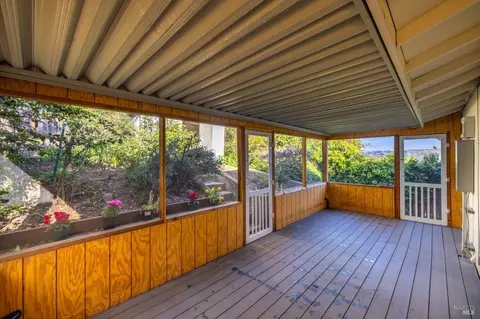 Exterior - 489 Brooke Dr, Vallejo, CA 94591 photo 7 of 15