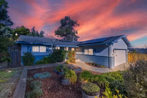 489 Brooke Dr, Vallejo, CA 94591