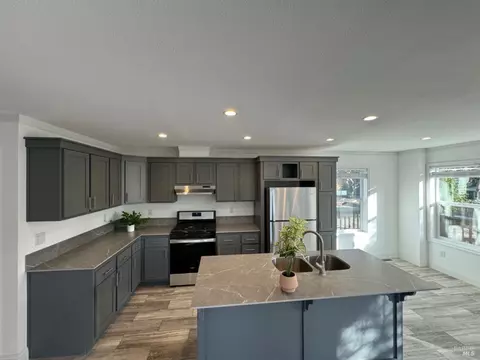 47 Shadyleaf Ct, Santa Rosa, CA 95409