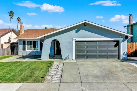 236 Plantation Way, Vacaville, CA 95687