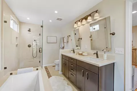 570 Este Madera Dr, Sonoma, CA 95476 photo 28