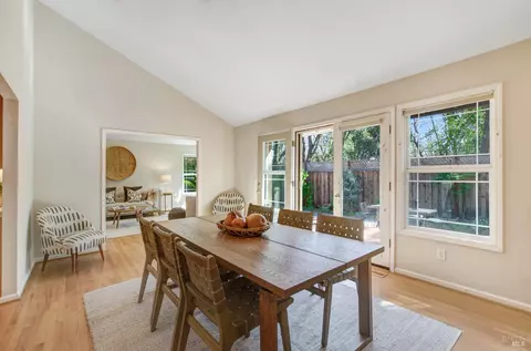 570 Este Madera Dr, Sonoma, CA 95476 photo 15