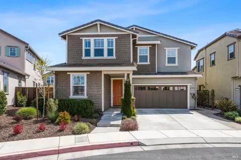 1433 Bill Ct, Petaluma, CA 94954