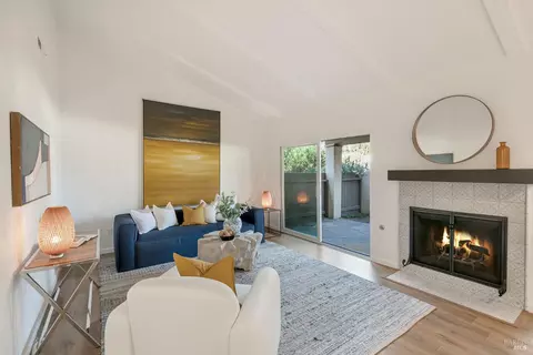 187 La Mancha Dr, Sonoma, CA 95476