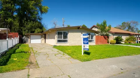 1360 Kansas St, Fairfield, CA 94533