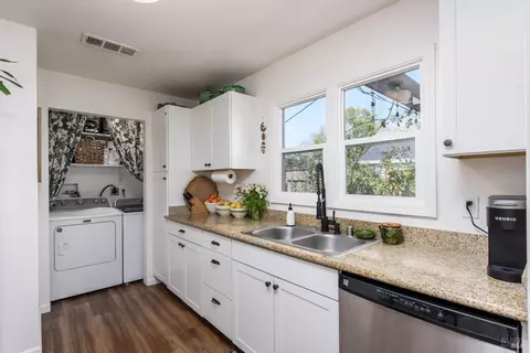 2280 Pine St, Napa, CA 94559 photo 11