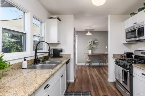 2280 Pine St, Napa, CA 94559 photo 12