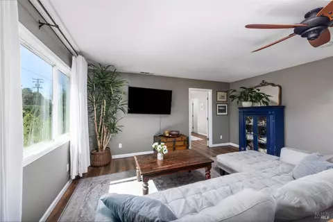 2280 Pine St, Napa, CA 94559 photo 5