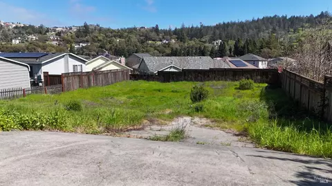 3504 Parker Hill Rd, Santa Rosa, CA 95404