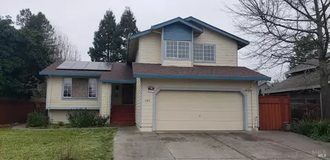 405 Wilson Ln, Windsor, CA 95492