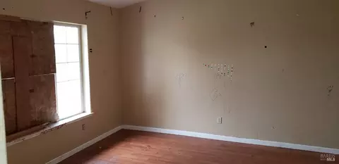 405 Wilson Ln, Windsor, CA 95492 photo 9
