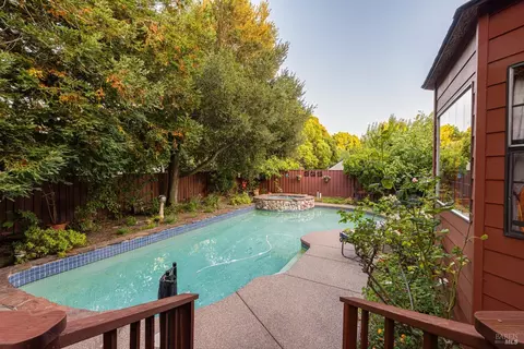 Exterior - 608 Jonas Ln, Petaluma, CA 94952 photo 9 of 17