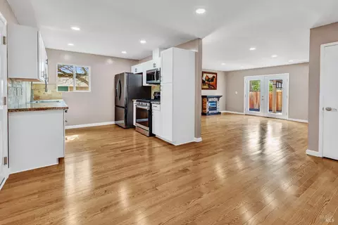 421 Los Cerritos Dr, Vallejo, CA 94589 photo 5