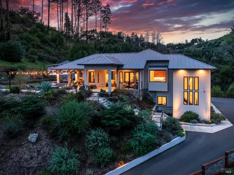 5360 Wikiup Bridge Way, Santa Rosa, CA 95404