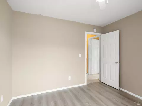 Bedroom - 131 Fallen Leaf Dr, Vacaville, CA 95687 photo 1 of 5