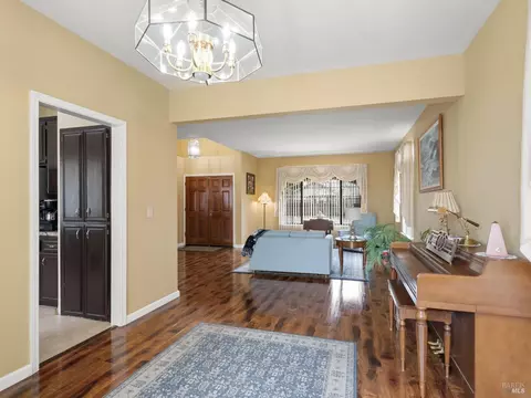 Living - 131 Fallen Leaf Dr, Vacaville, CA 95687 photo 1 of 5