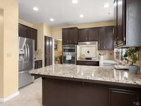 Kitchen - 131 Fallen Leaf Dr, Vacaville, CA 95687 photo 1 of 4