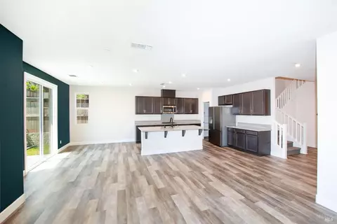 8734 Fehler Ln, Cotati, CA 94931 photo 3
