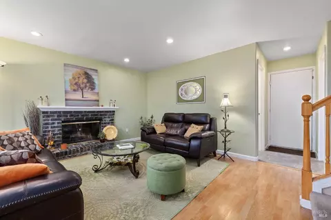 240 Belfiore Ln, Windsor, CA 95492 photo 20