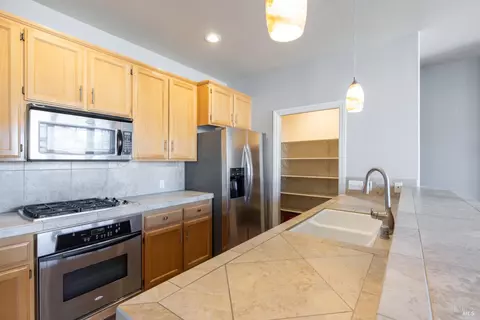 198 Johnson St, Windsor, CA 95492 photo 13