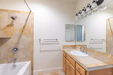198 Johnson St, Windsor, CA 95492 photo 21