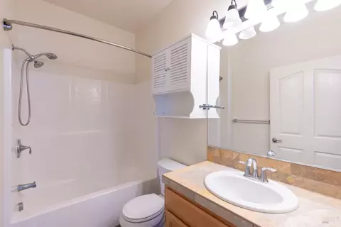 198 Johnson St, Windsor, CA 95492 photo 22