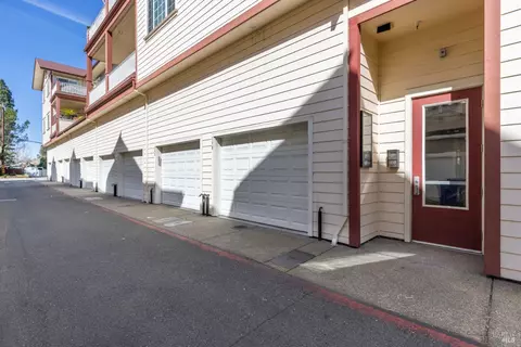 198 Johnson St, Windsor, CA 95492 photo 25
