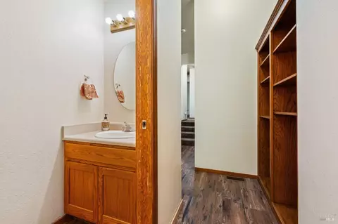 Bath - 24228 Lilac Rd, Willits, CA 95490 photo 5 of 5