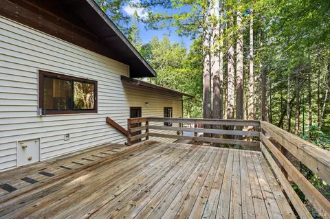 Exterior - 24228 Lilac Rd, Willits, CA 95490 photo 5 of 8