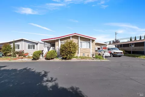 460 Sandstone Dr, Vallejo, CA 94589
